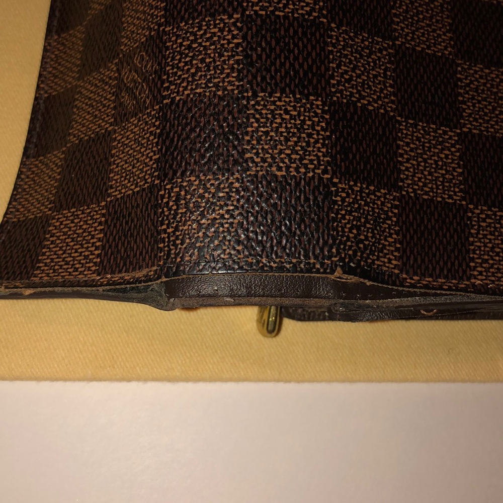 Louis Vuitton wallet - Picture 6 of 6